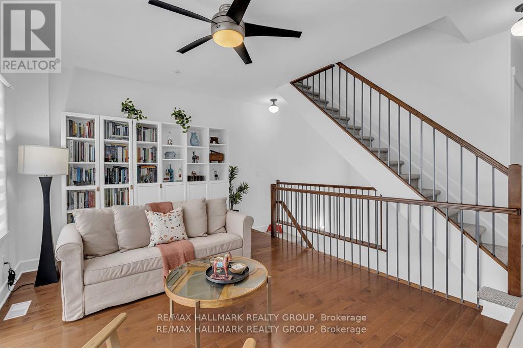 D - 124 Guigues Avenue