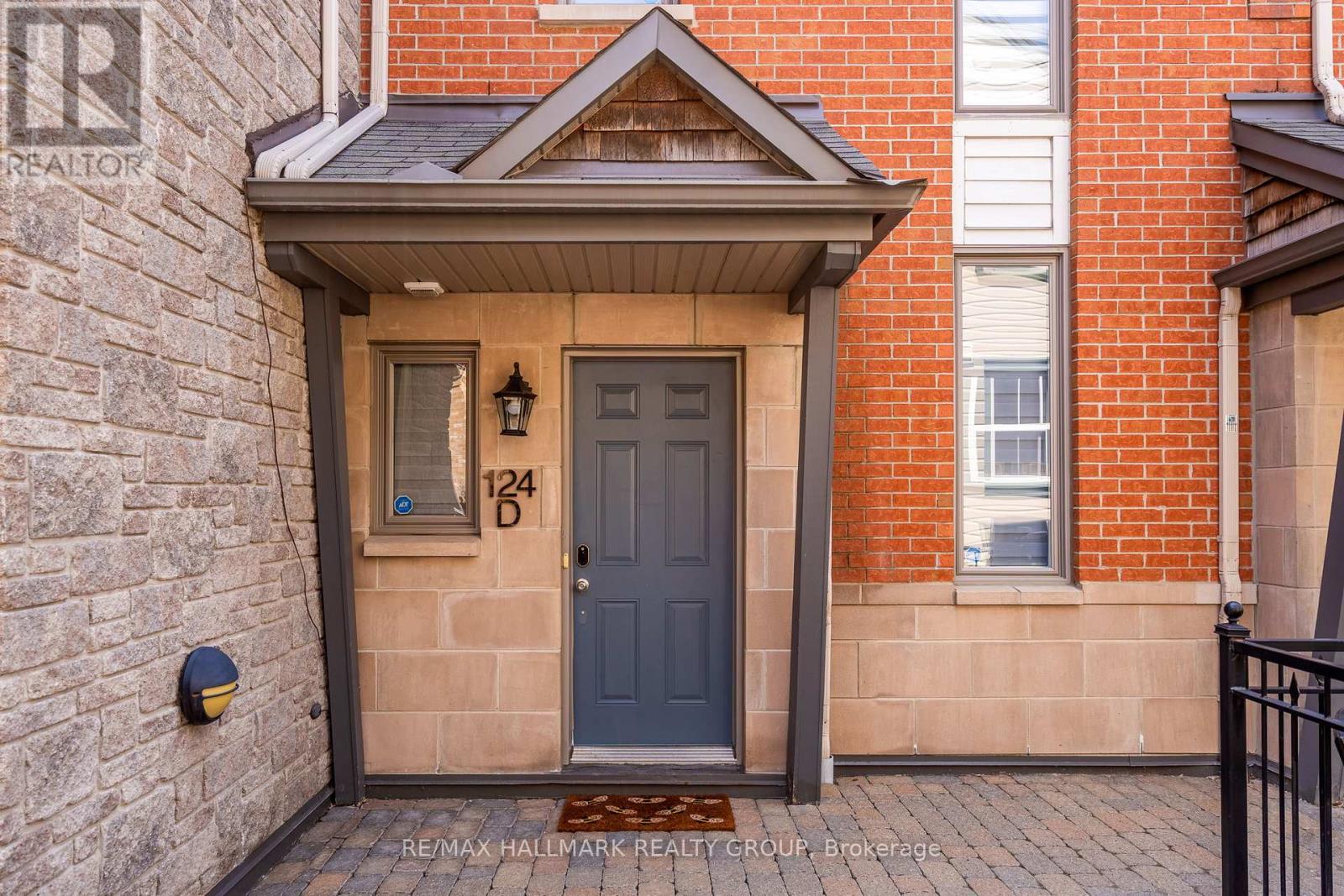 D - 124 Guigues Avenue