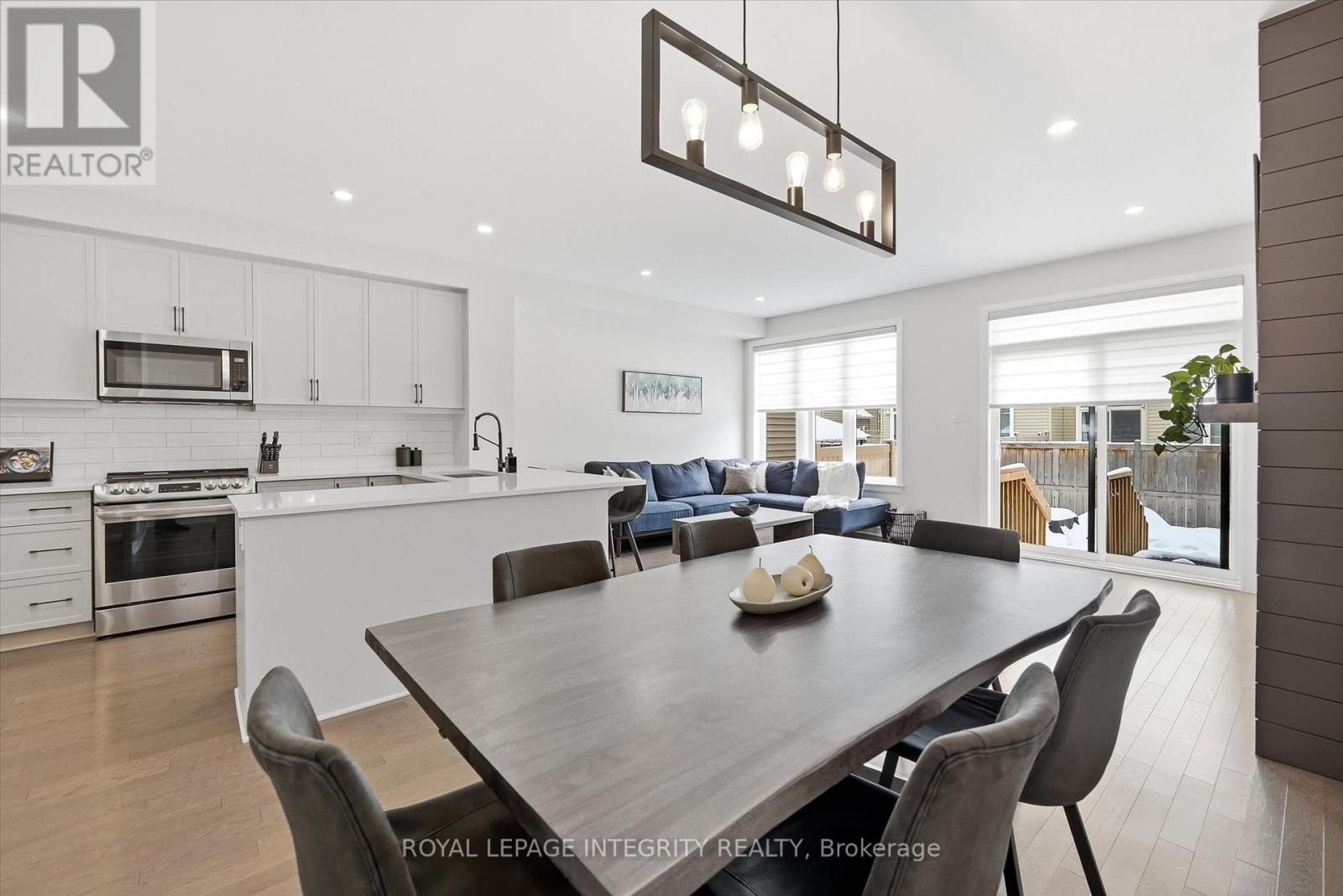 20 Mandevilla Crescent