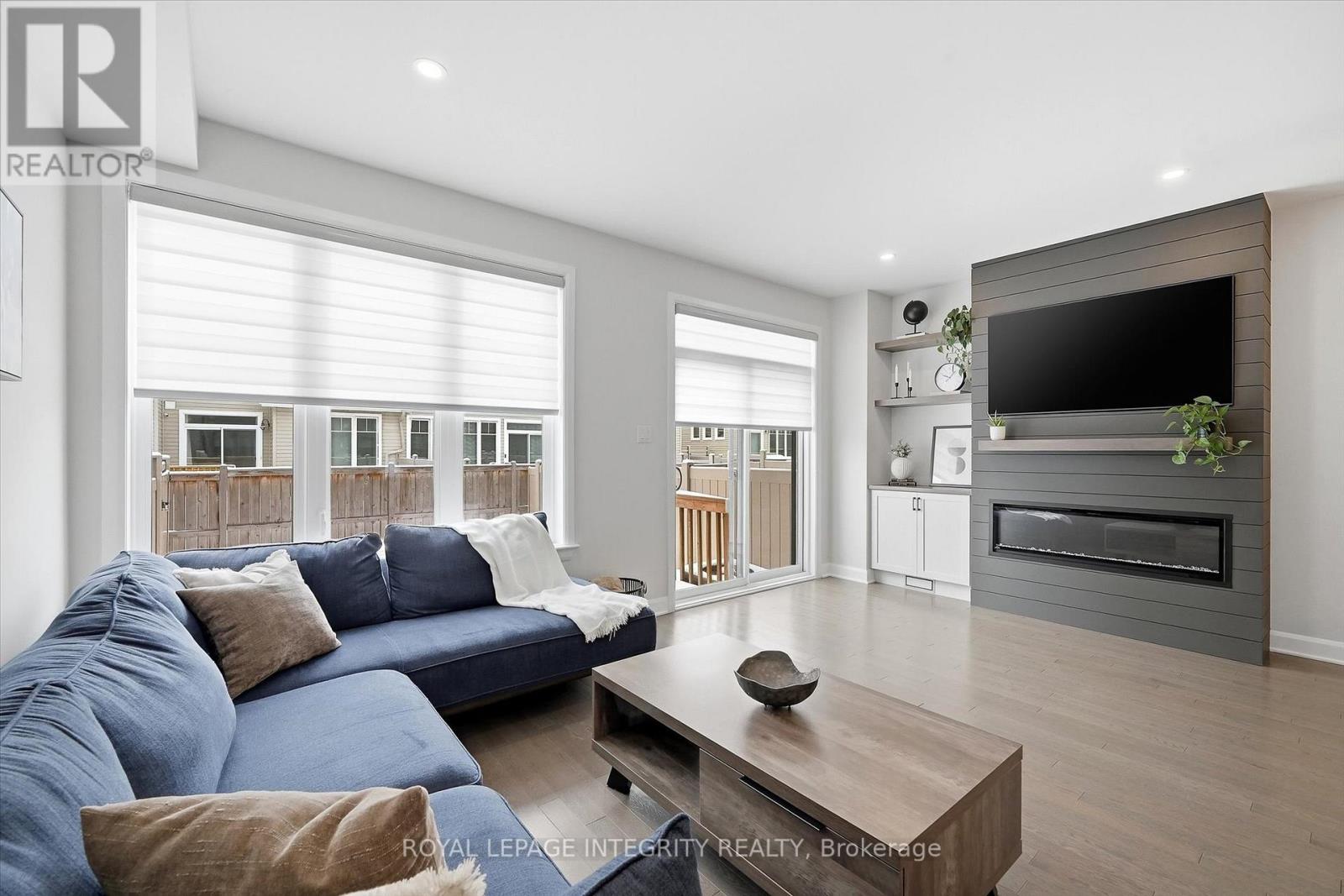 20 Mandevilla Crescent