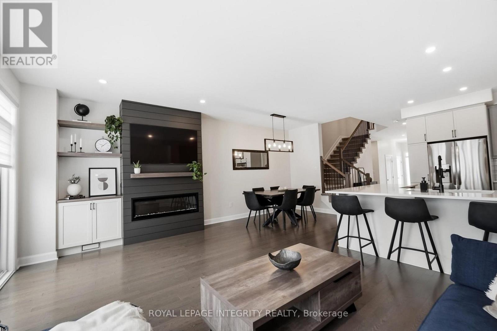 20 Mandevilla Crescent