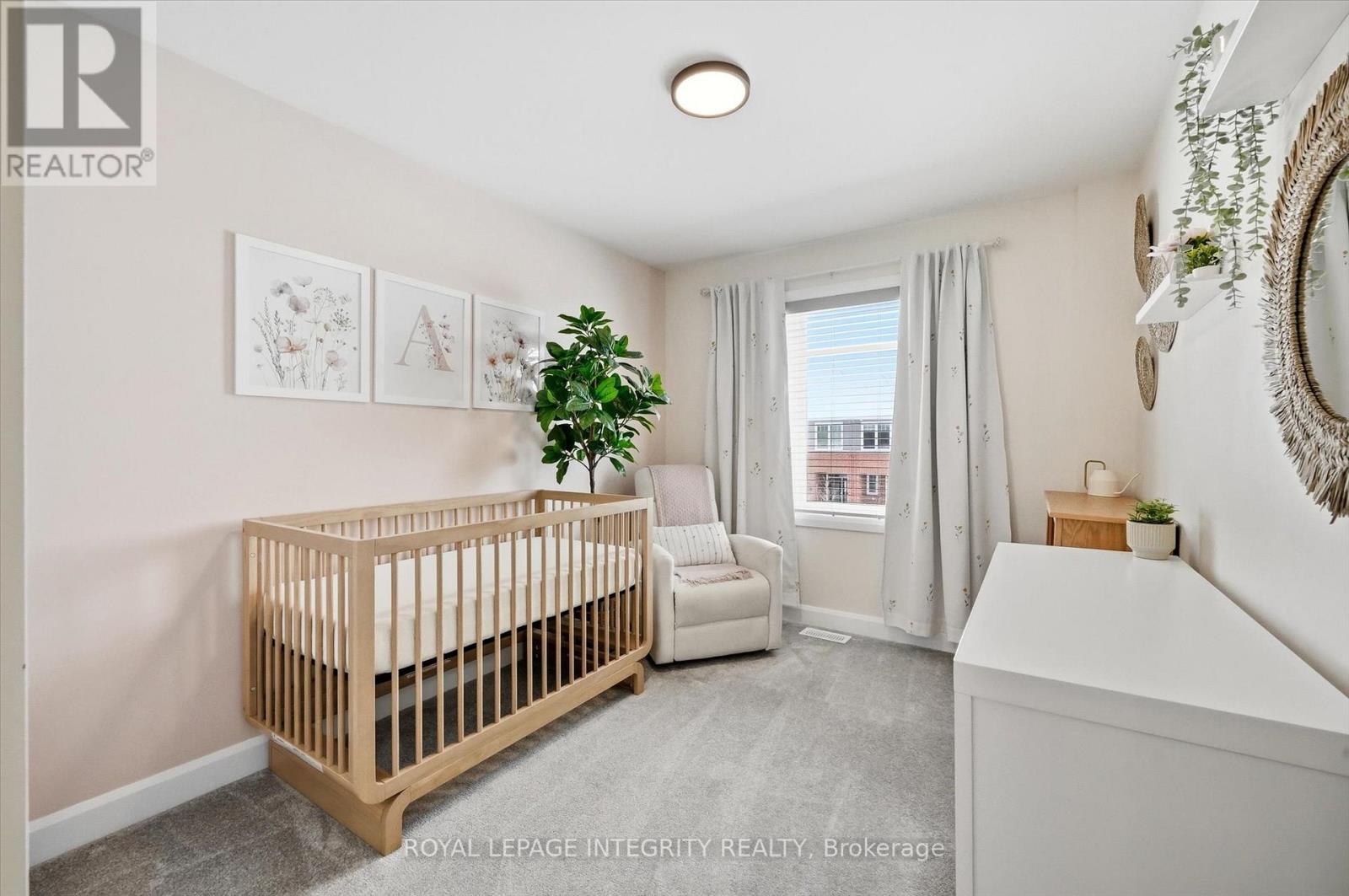 20 Mandevilla Crescent