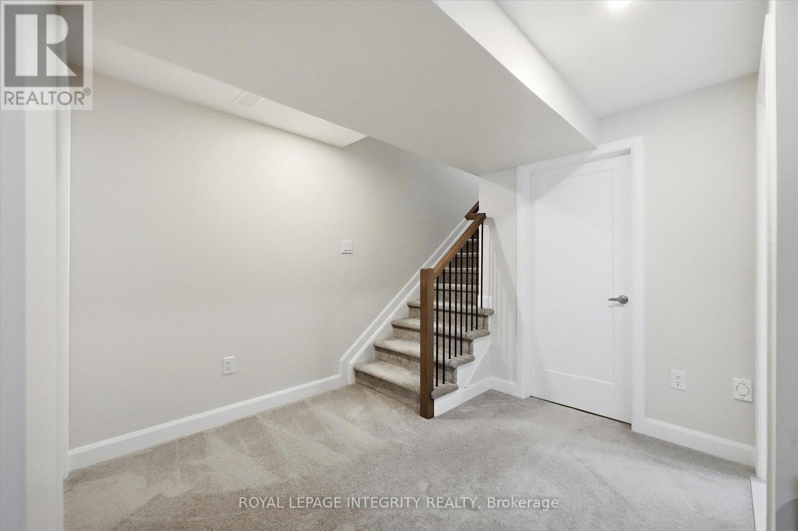 20 Mandevilla Crescent