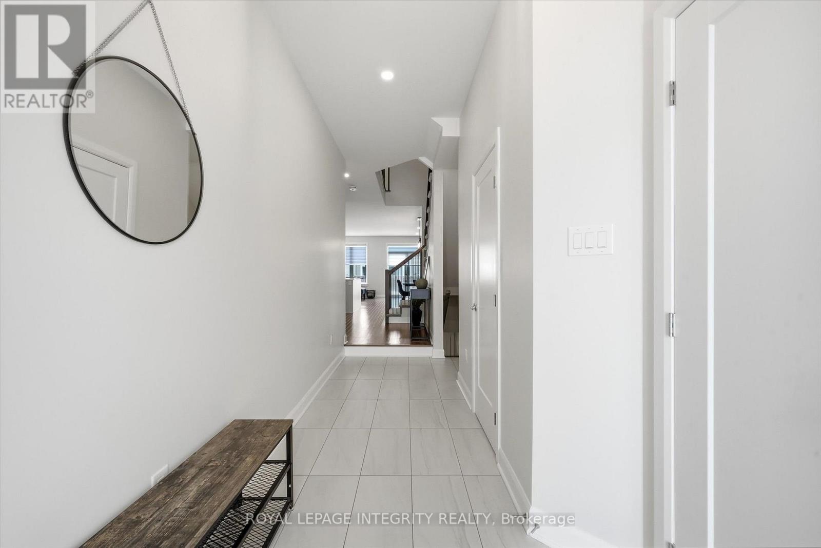 20 Mandevilla Crescent