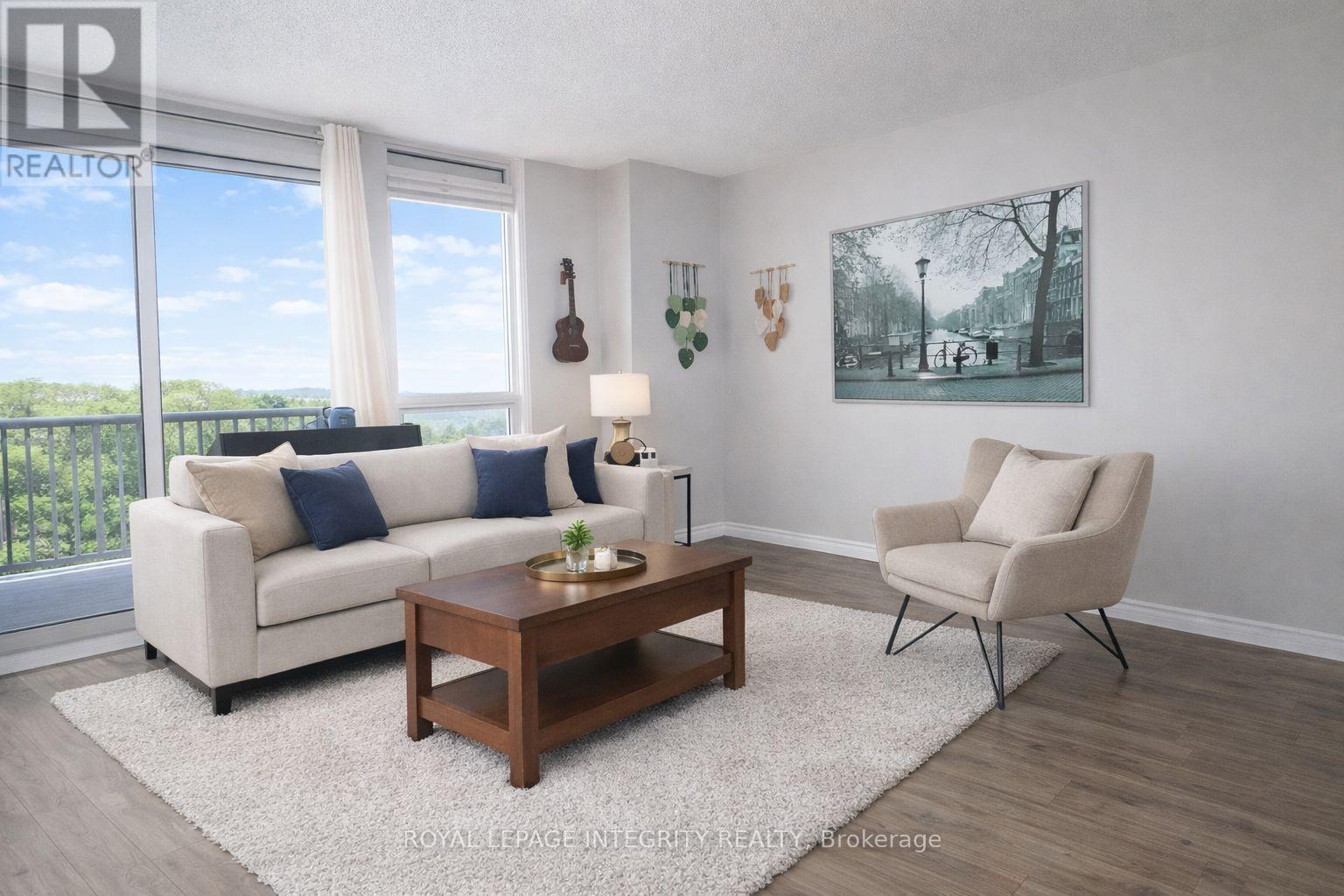 2505 - 900 Dynes Road