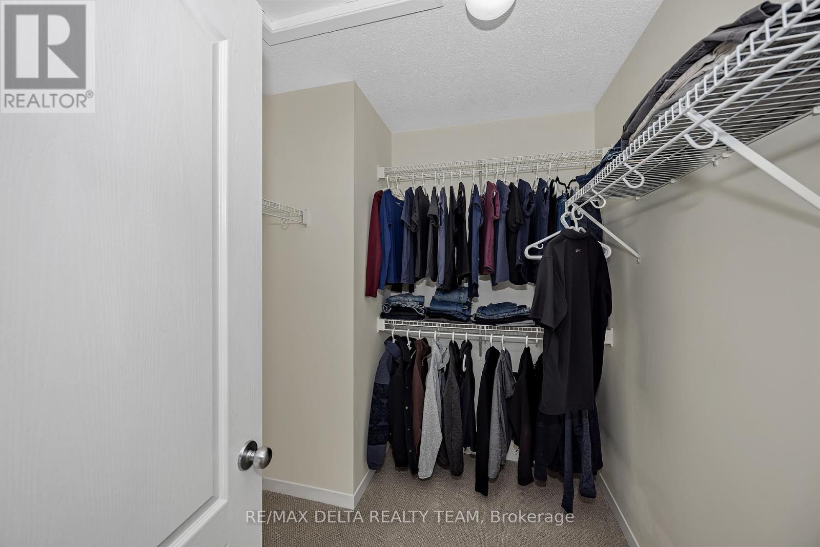 1889 Montmere Avenue