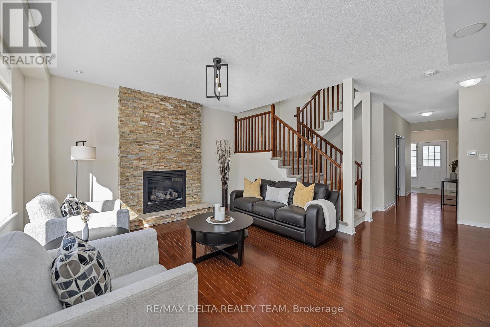 1889 Montmere Avenue