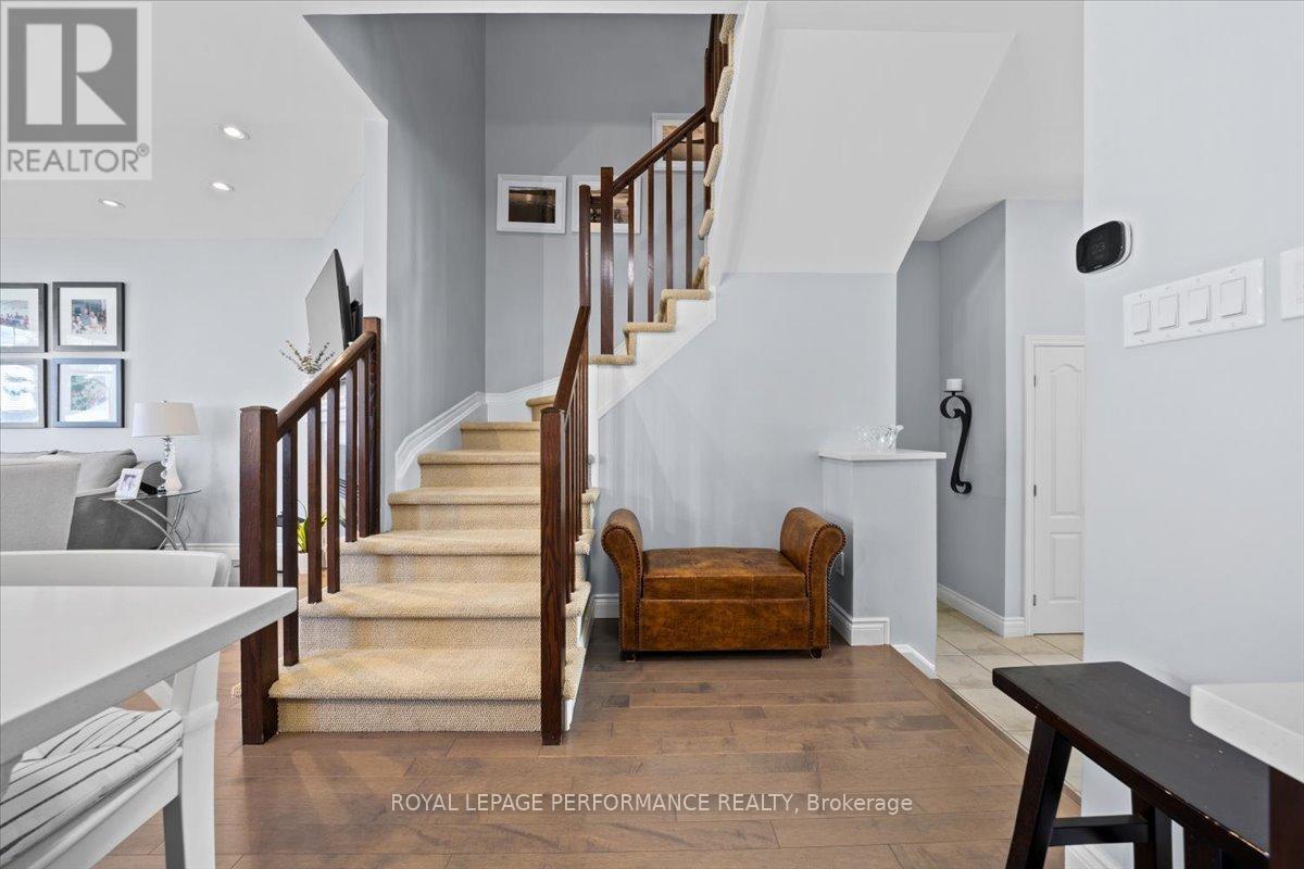 416 Rochefort Circle