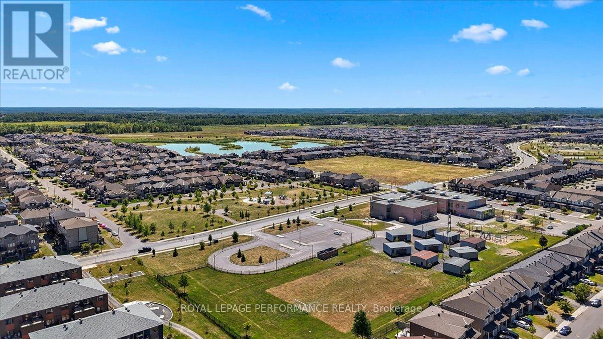 416 Rochefort Circle