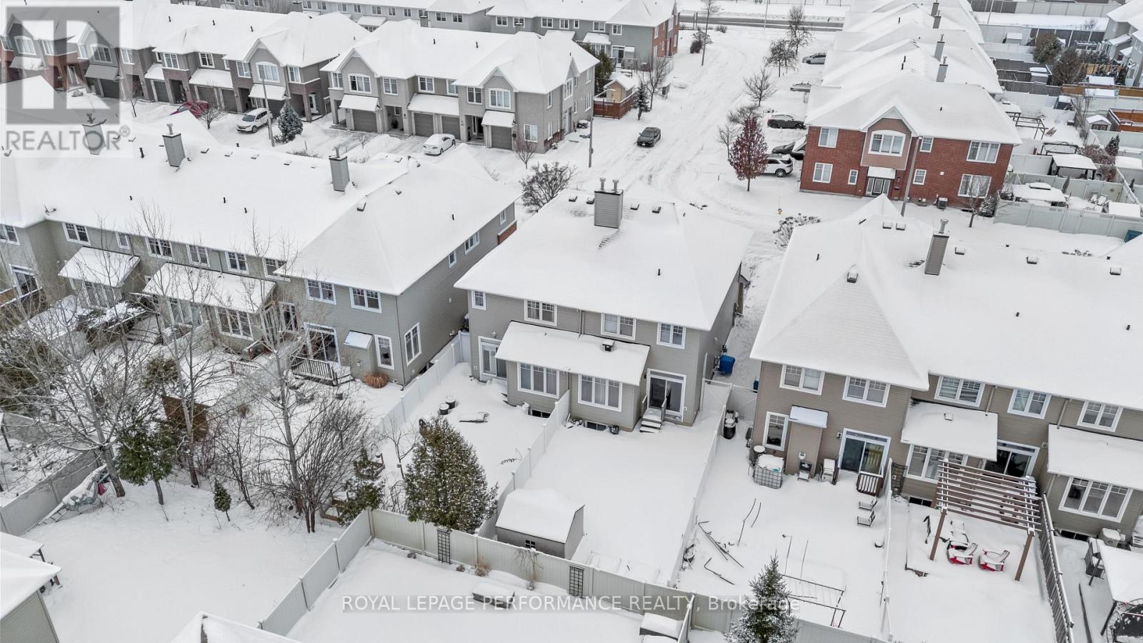 416 Rochefort Circle