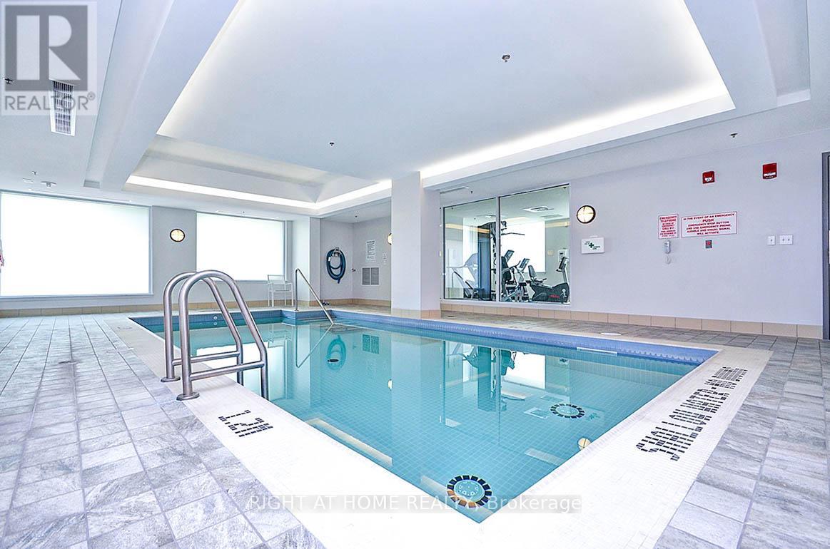 810 - 238 Besserer Street