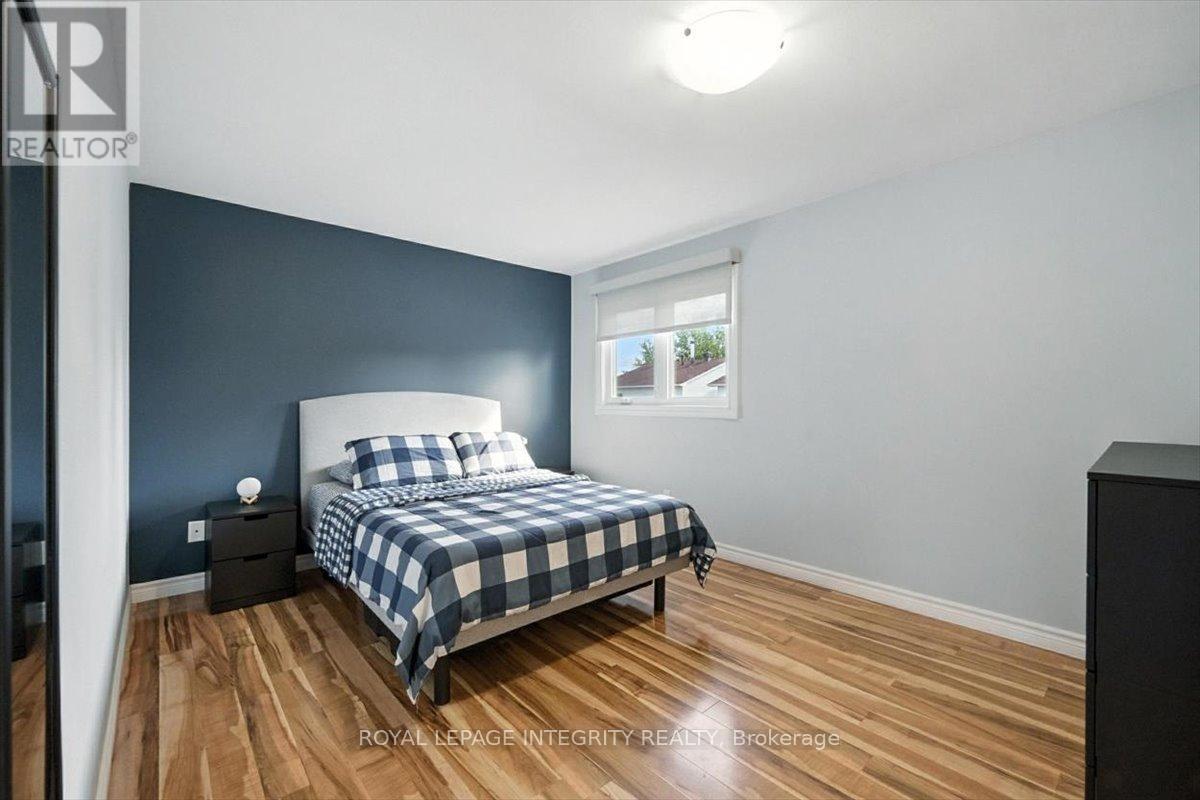 1097 Moselle Crescent