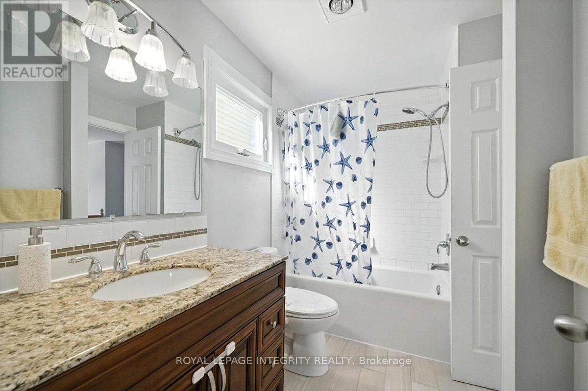 1097 Moselle Crescent