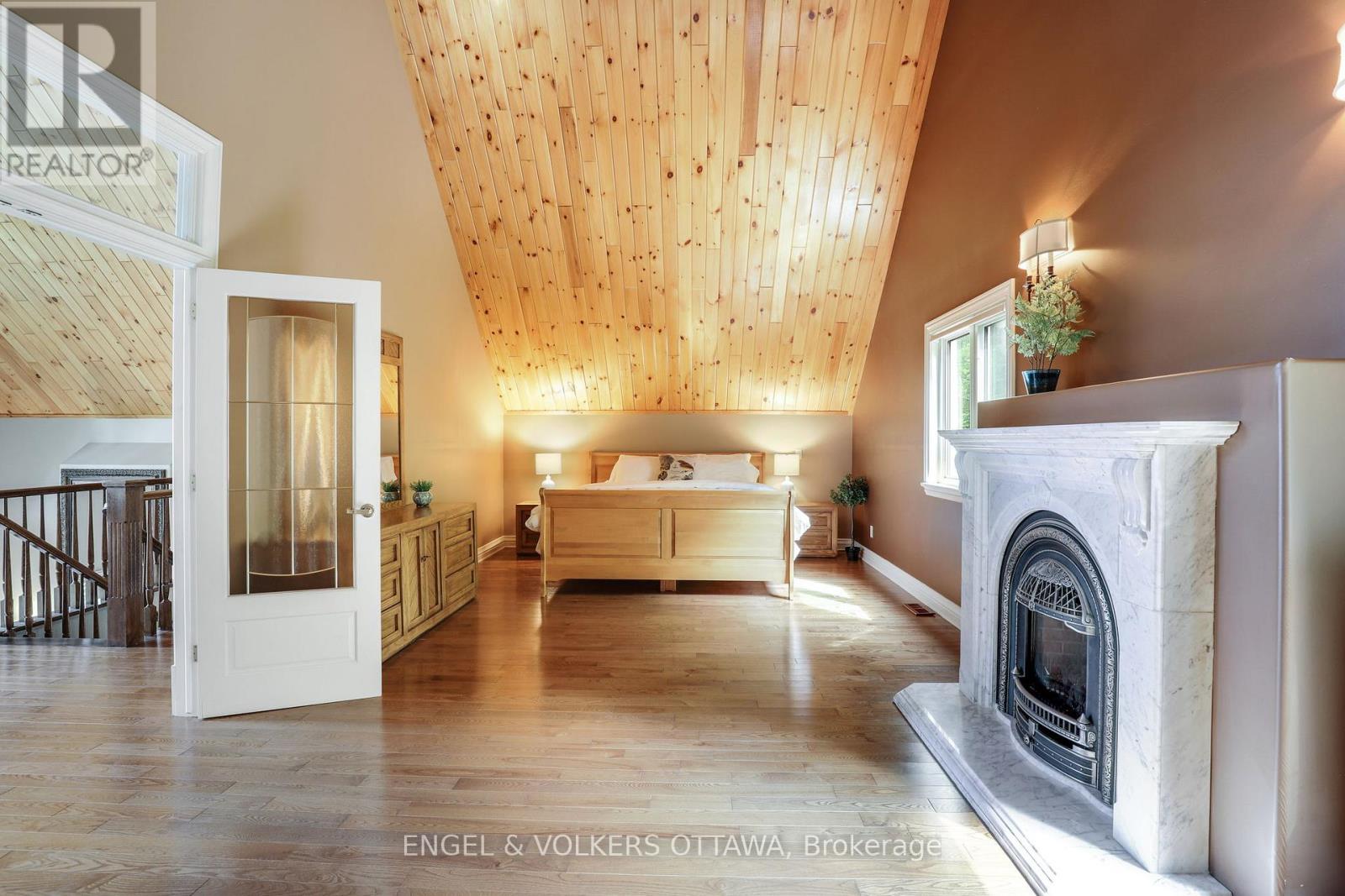 146 Beck's Shore Road