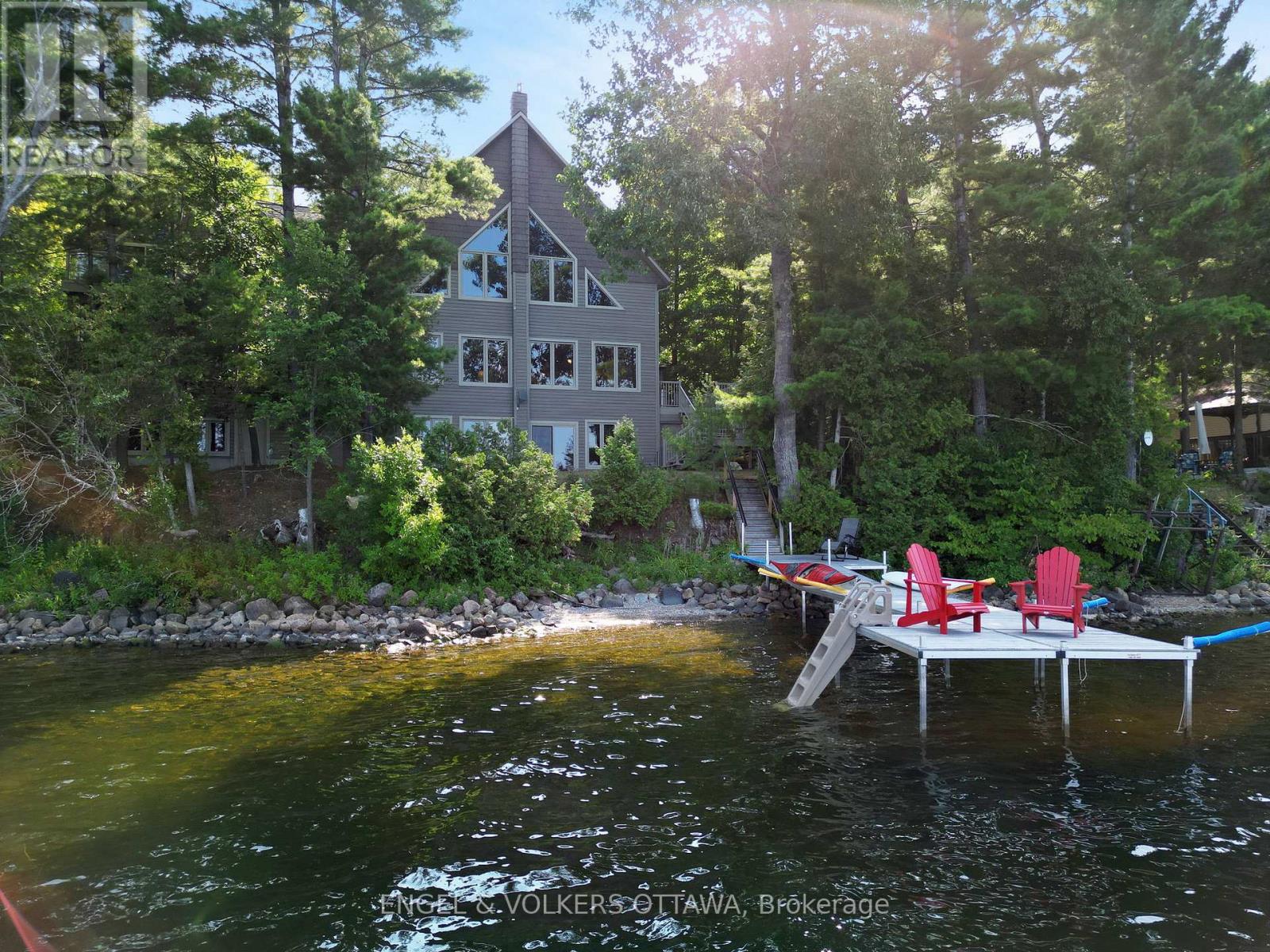 146 Beck's Shore Road