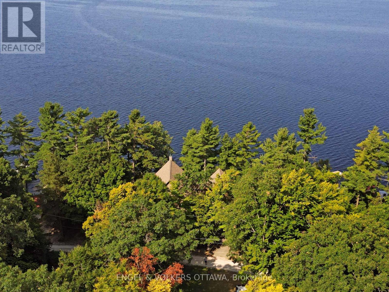 146 Beck's Shore Road