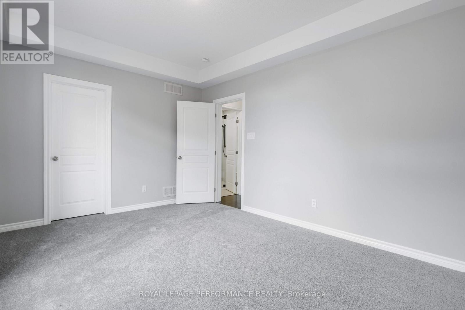 53 - 121 Poplin Street