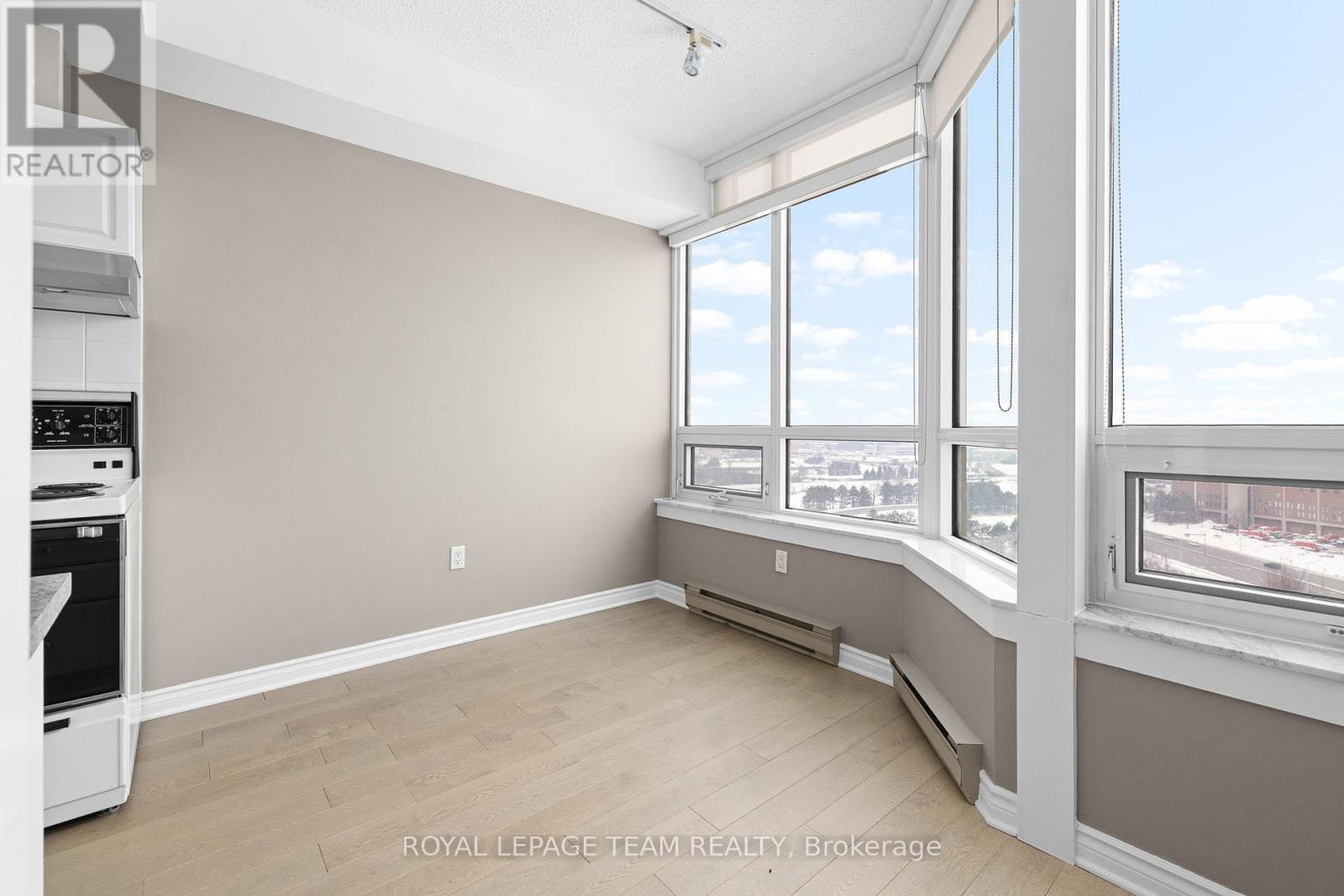 1803 - 1480 Riverside Drive