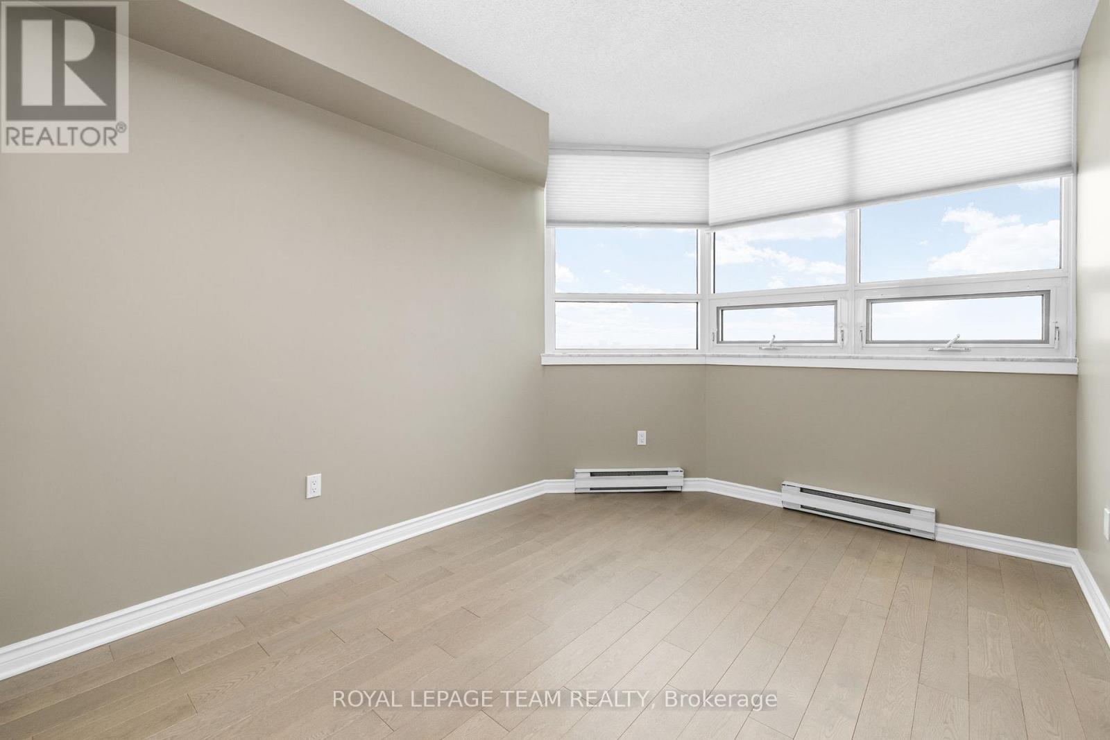 1803 - 1480 Riverside Drive