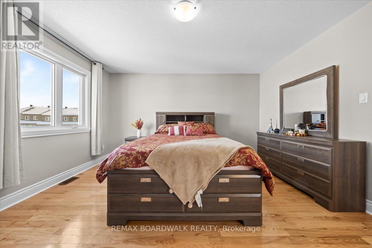 2424 Marble Crescent