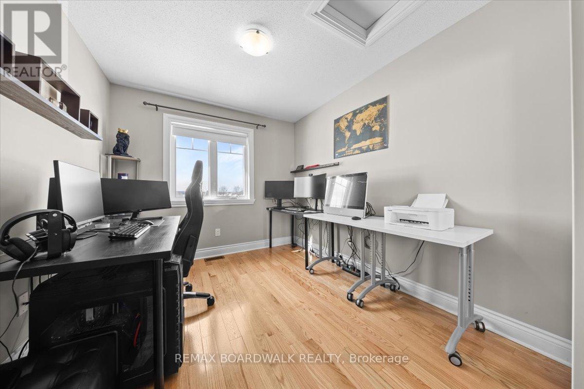 2424 Marble Crescent