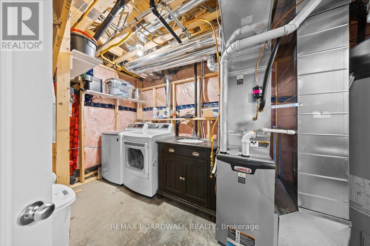 2424 Marble Crescent