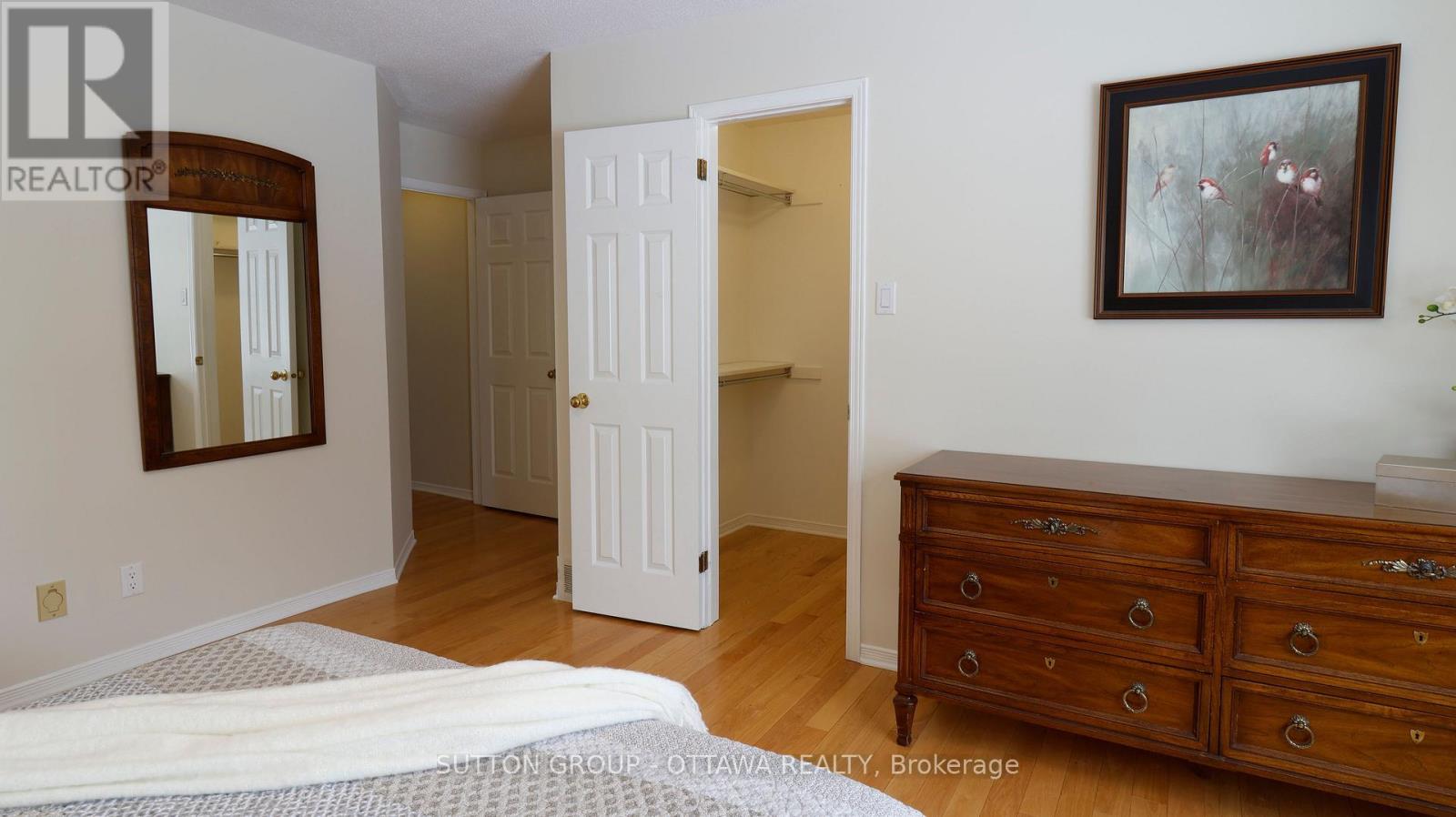 50 Grand Cedar Court E