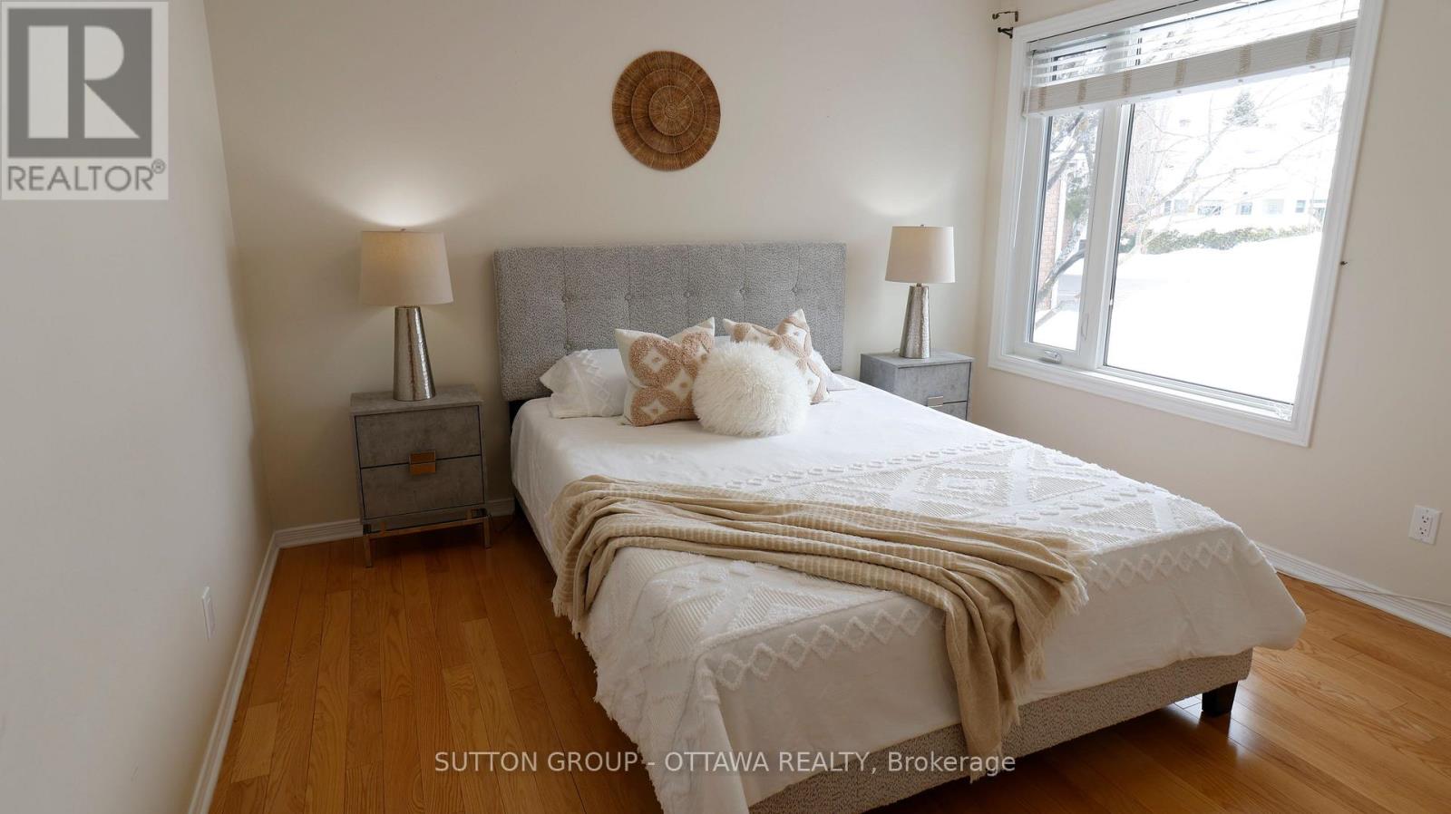 50 Grand Cedar Court E