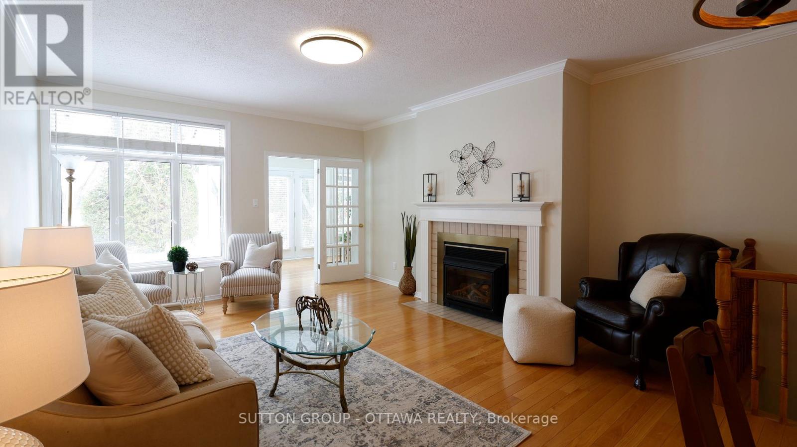 50 Grand Cedar Court E