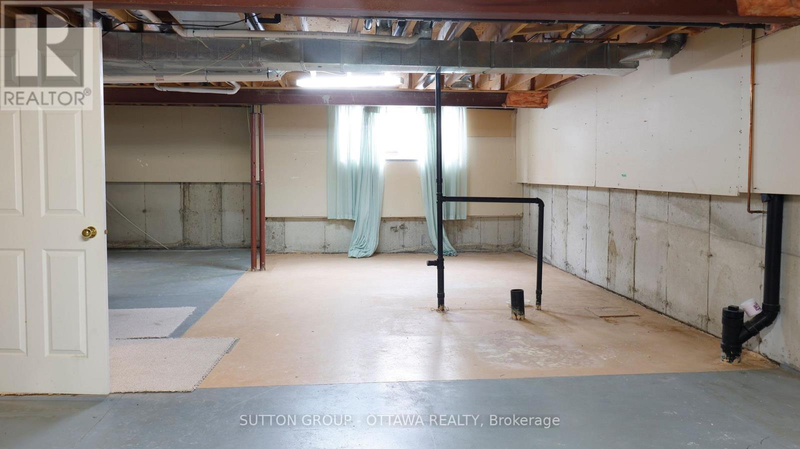 50 Grand Cedar Court E