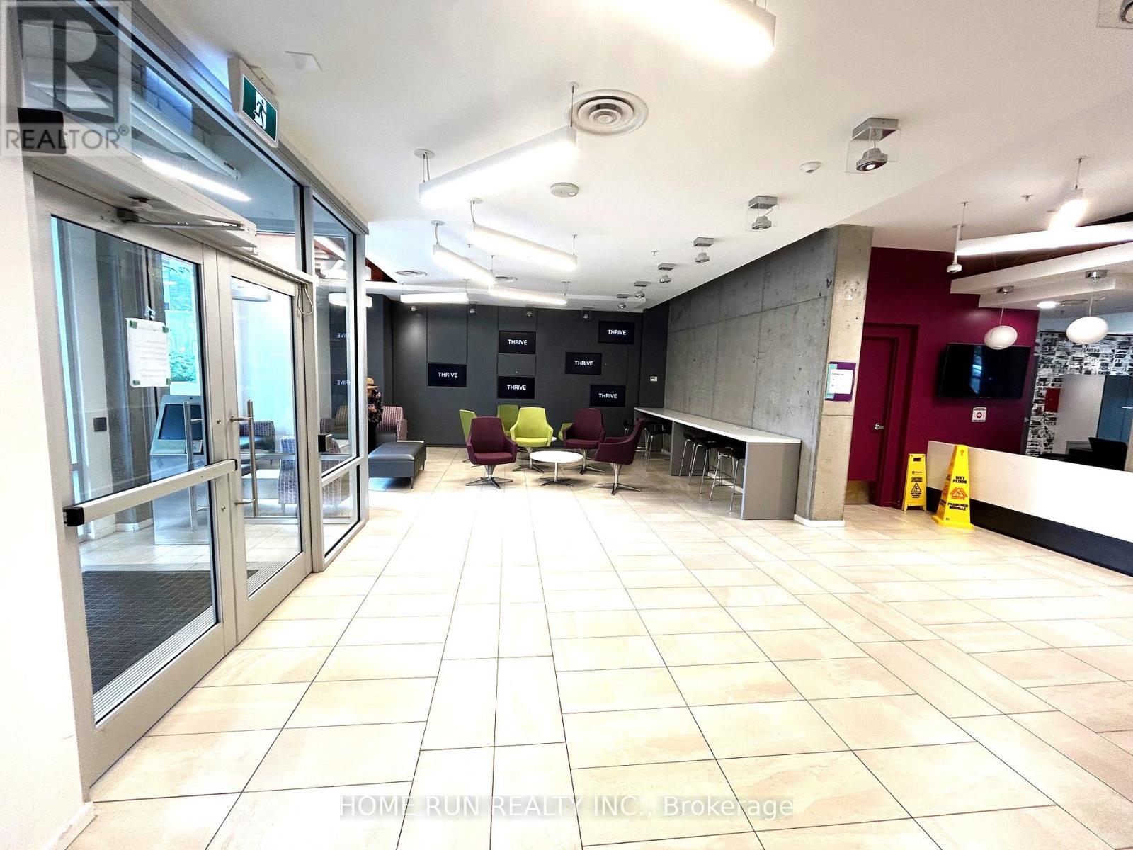 1817 - 105 Champagne Avenue