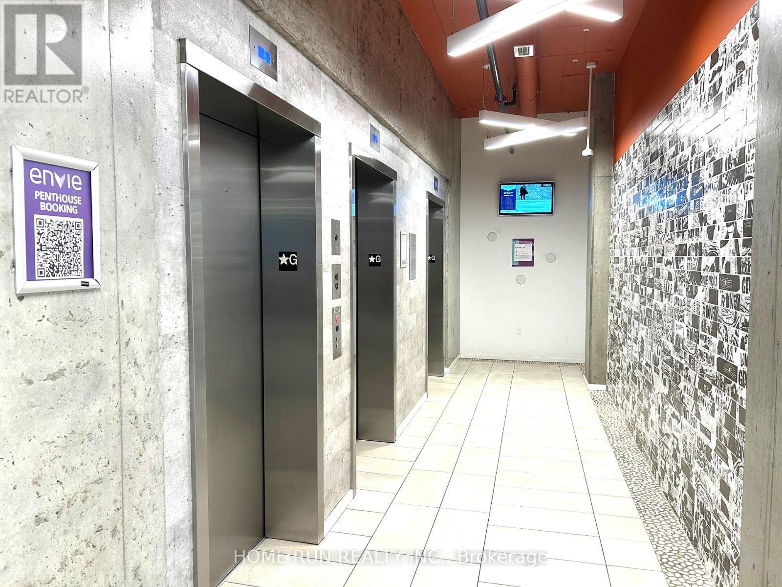 1817 - 105 Champagne Avenue