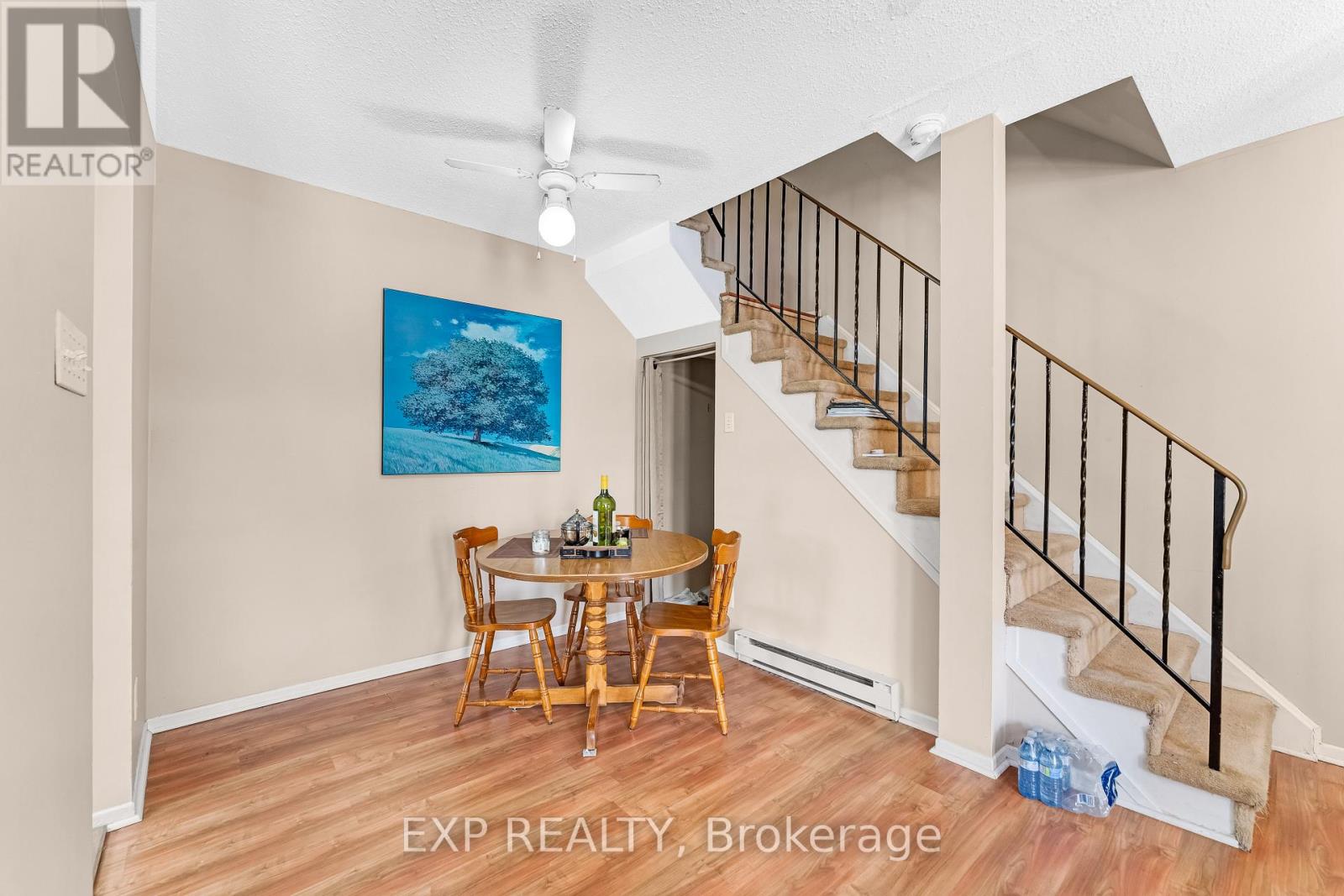 52 - 44a Woodvale Green