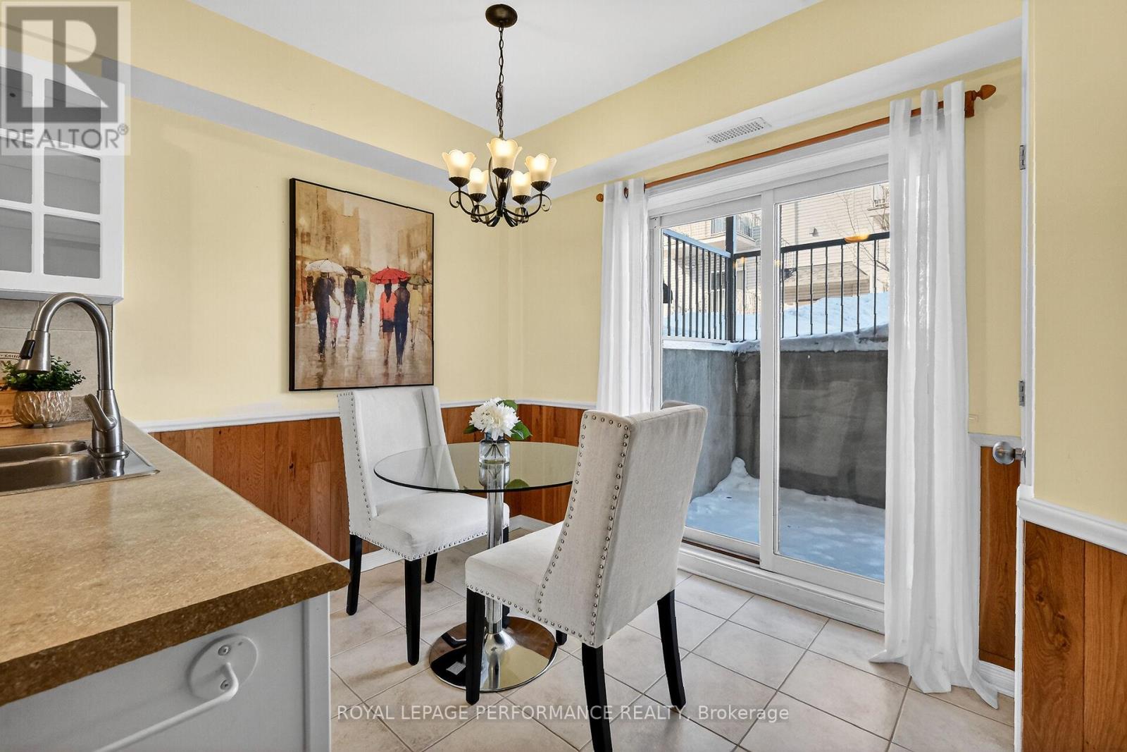 2 - 70 Briargate Private