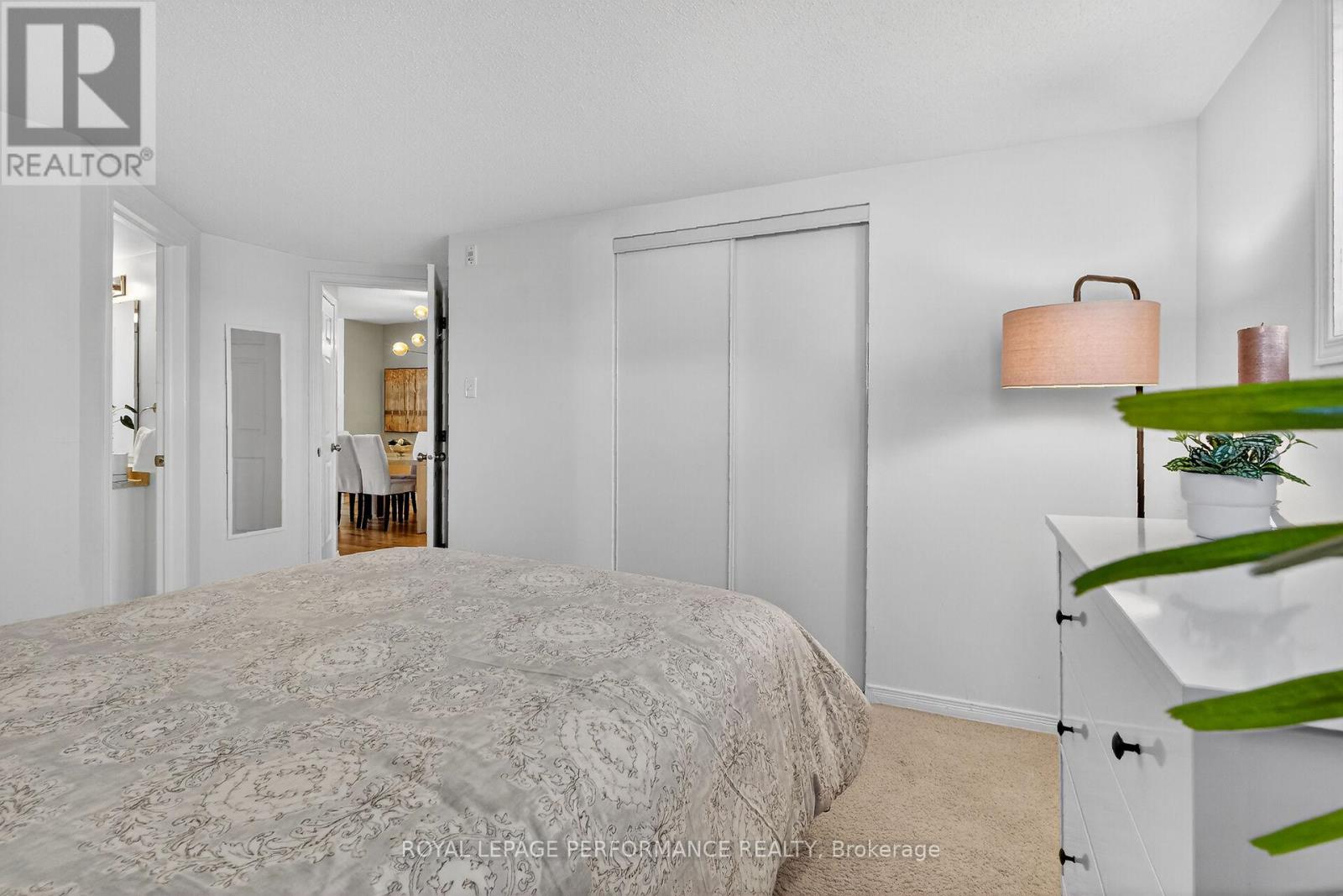 2 - 70 Briargate Private