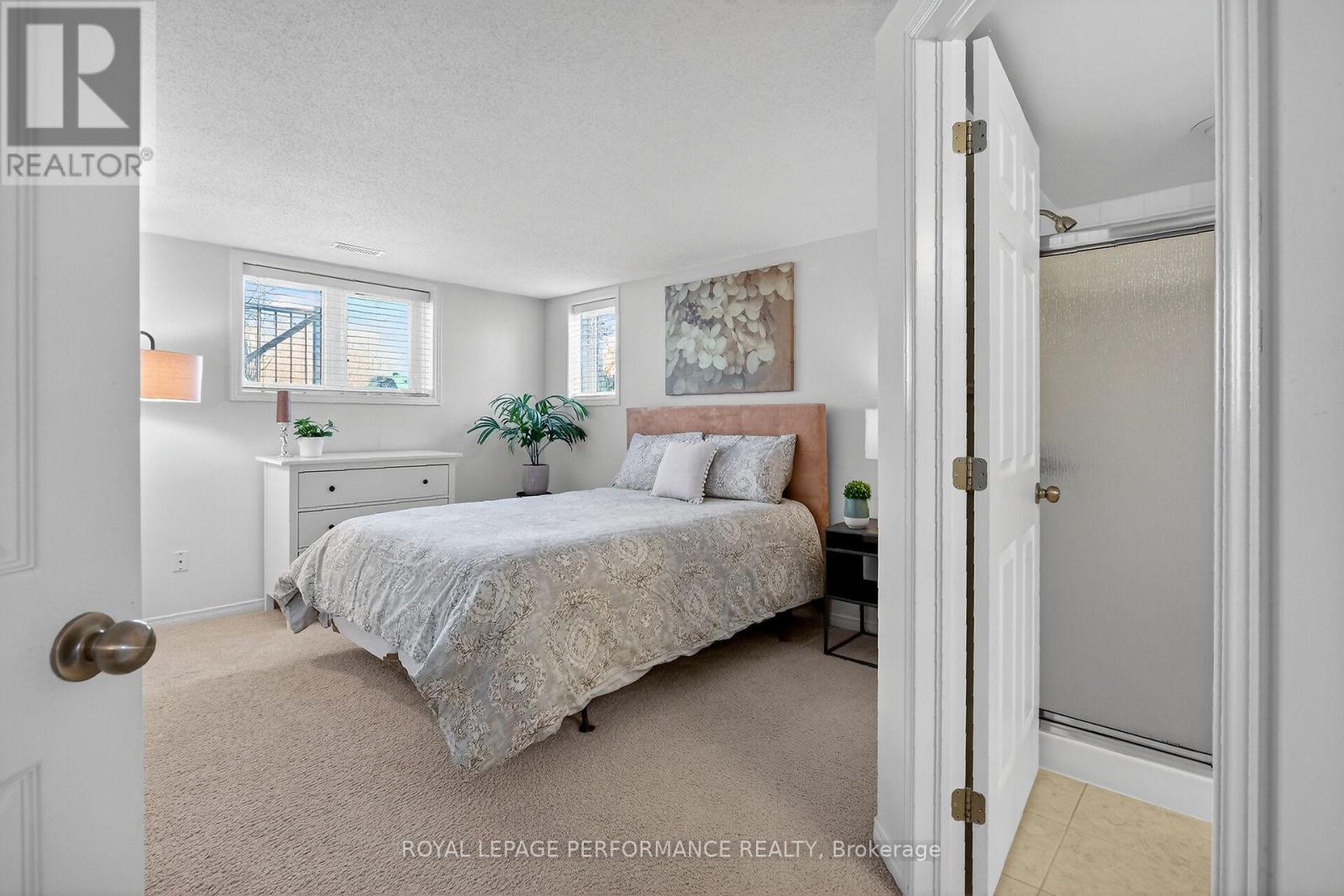 2 - 70 Briargate Private