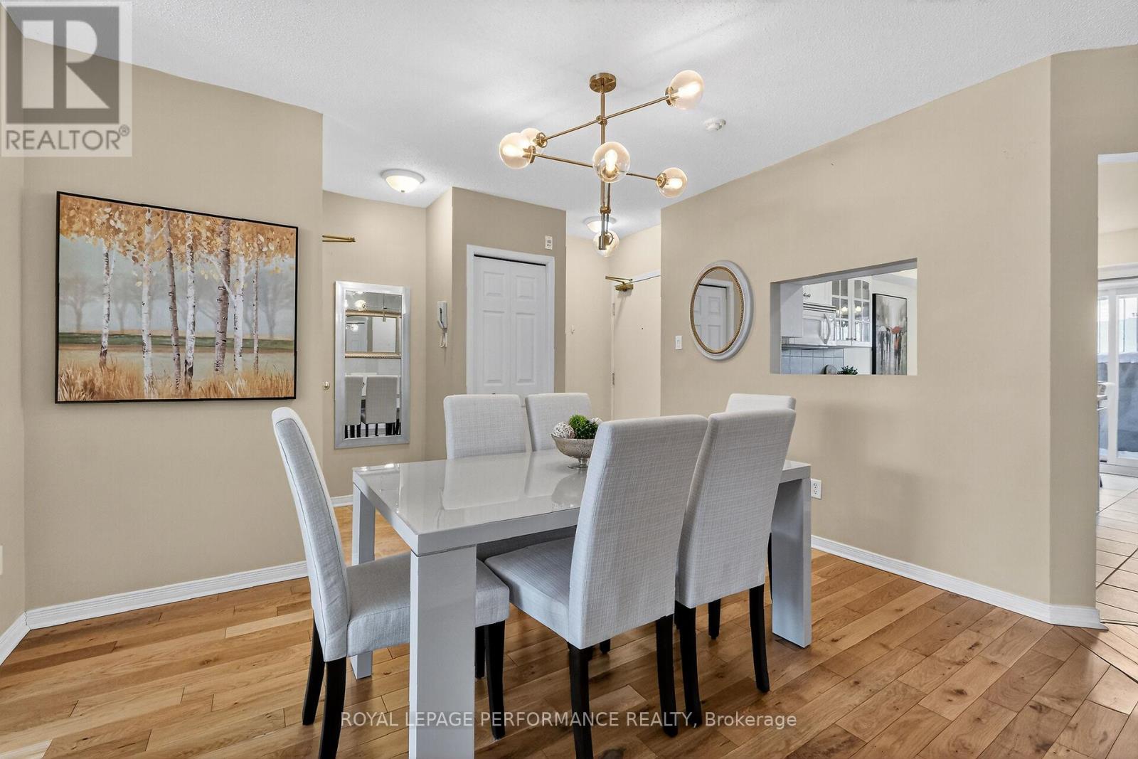 2 - 70 Briargate Private