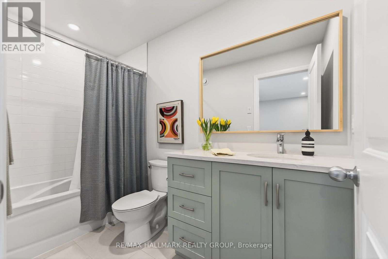 869 Moses Tennisco Street