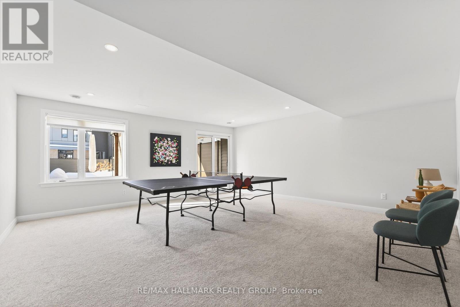 869 Moses Tennisco Street