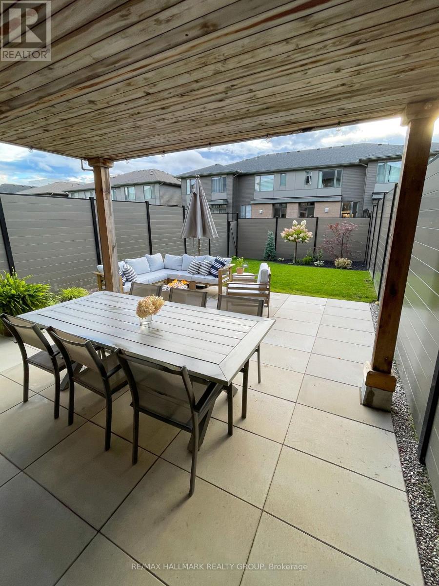 869 Moses Tennisco Street