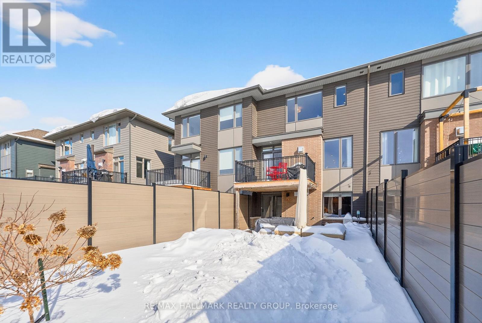 869 Moses Tennisco Street