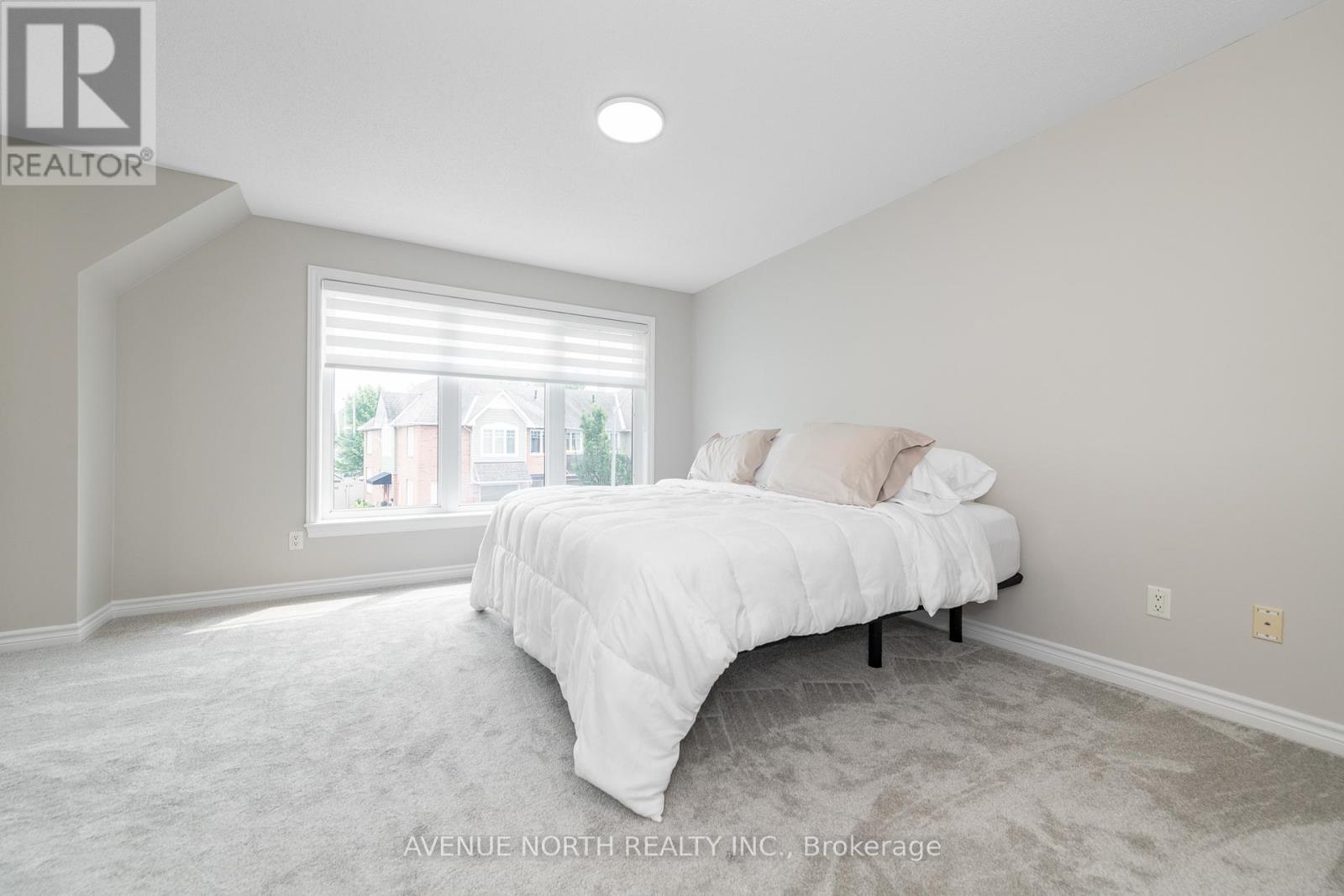 448 Rochefort Circle