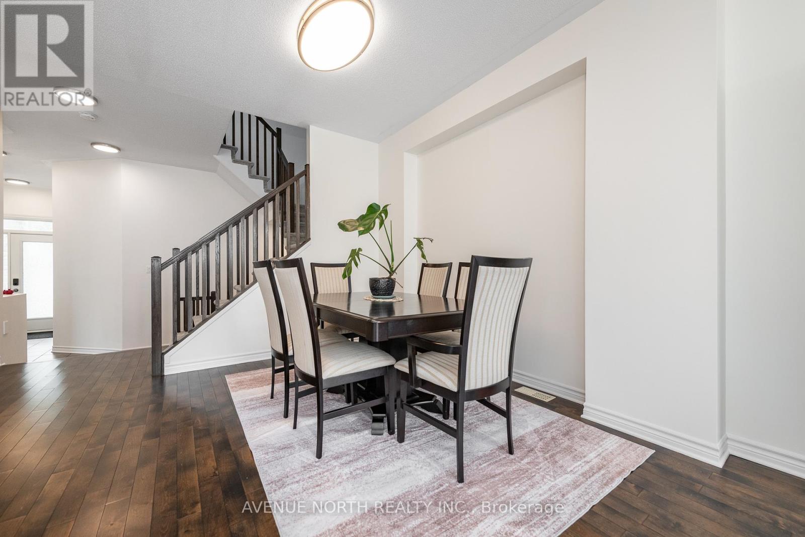 448 Rochefort Circle