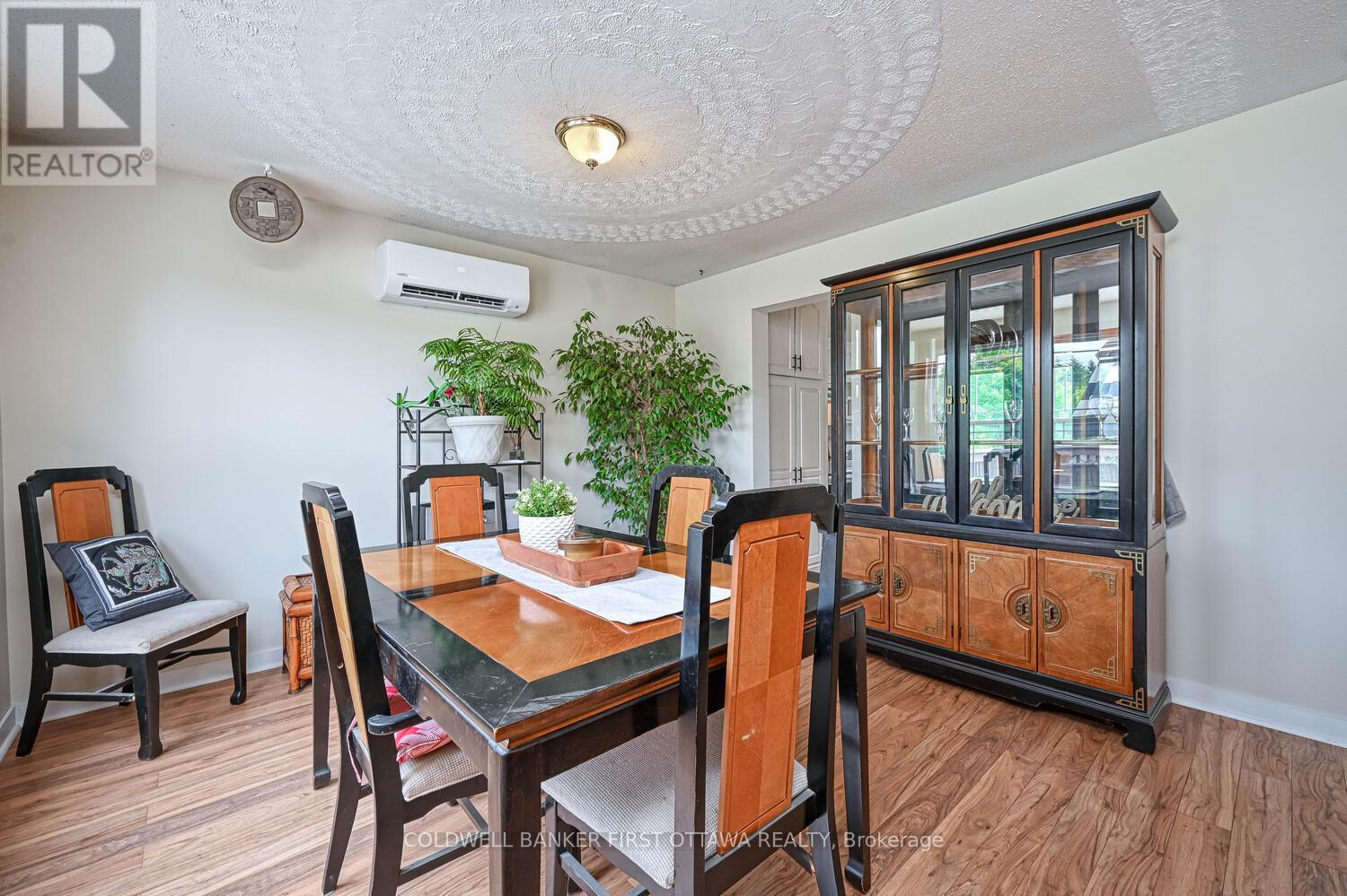 22 Poole Creek Crescent