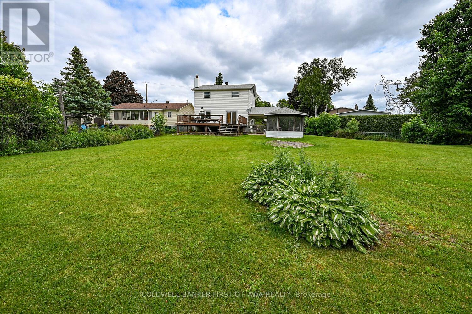 22 Poole Creek Crescent