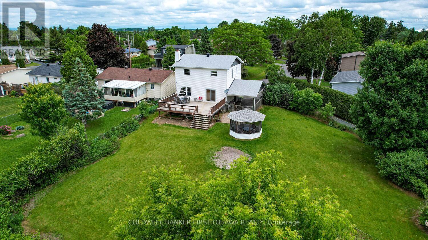 22 Poole Creek Crescent