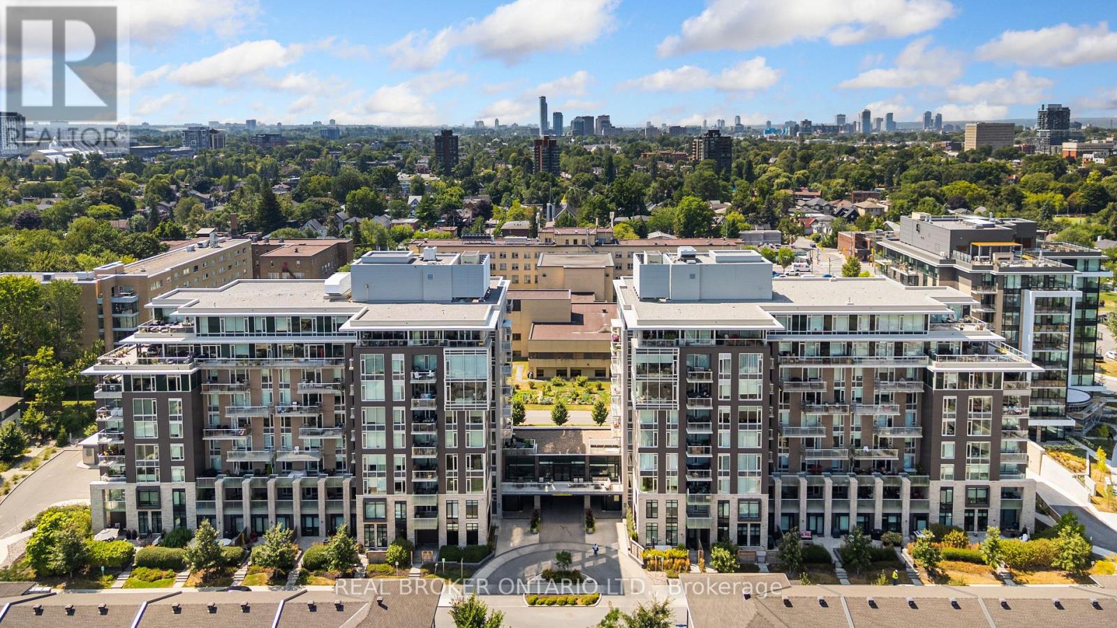 310 - 530 De Mazenod Avenue