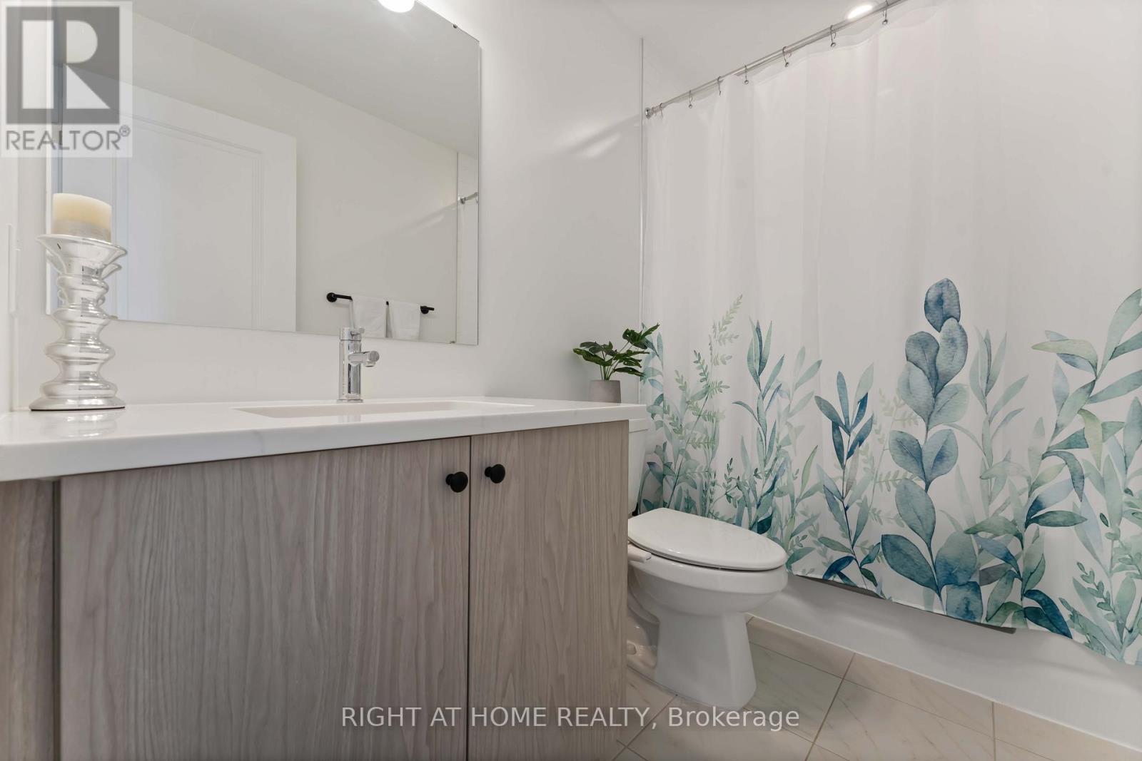 B - 380 Rolling Meadow Crescent