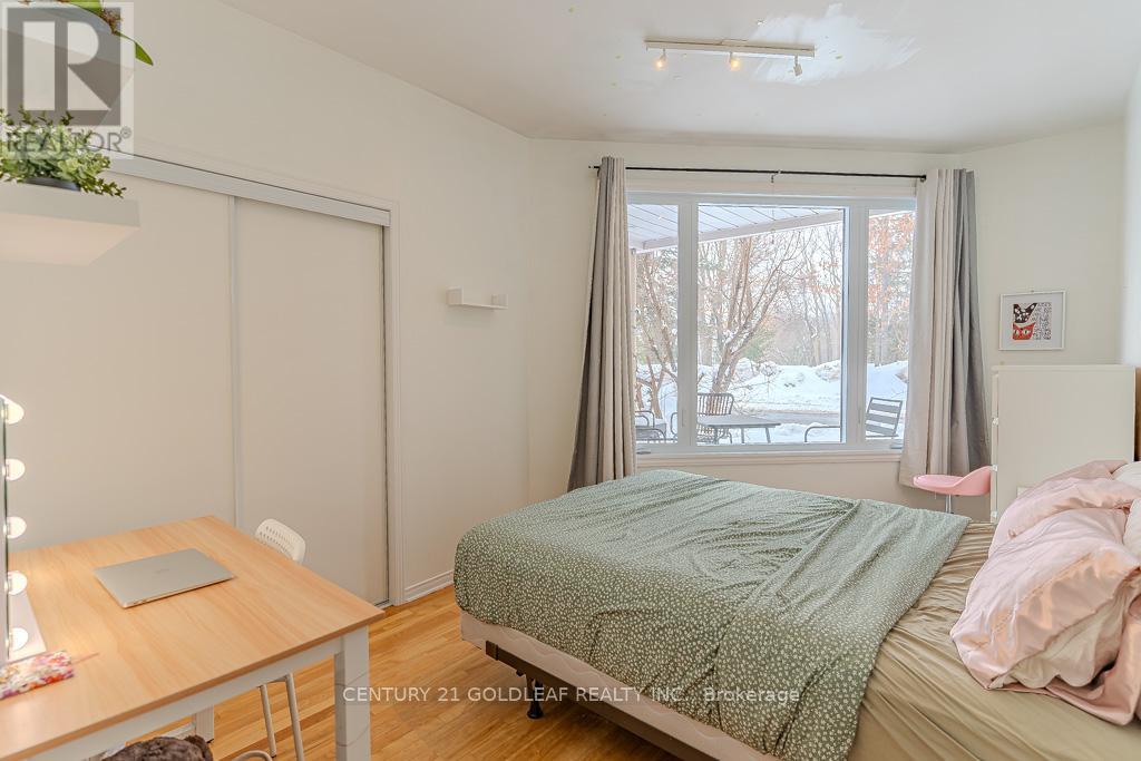 1075 North River Road