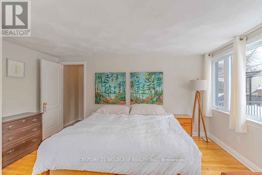 1075 North River Road